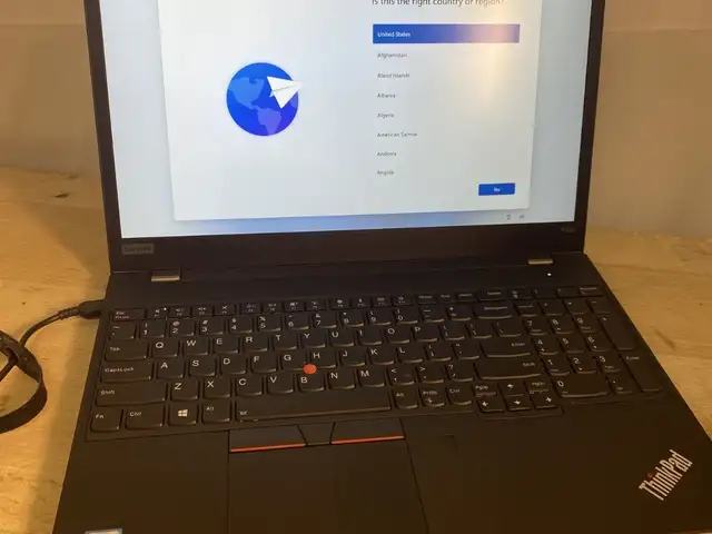 Lenovo 15.6", Intel Core i7, 32 GB RAM, 256 GB, Улаанбаатар — Хан-Уул — River Garden