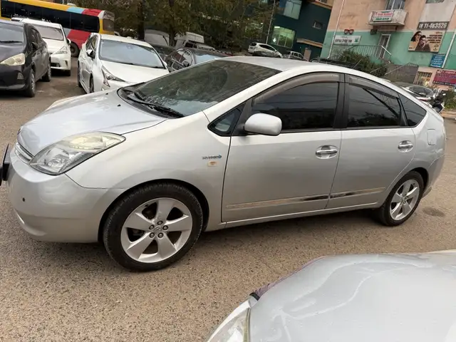 Toyota Prius 20