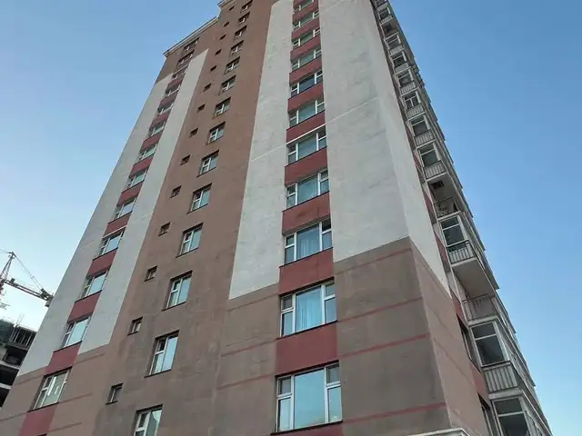 Сбд 11-р хороо буюу 100 айлд 79.81 м.кв 3 өрөө орон сууц, Улаанбаатар — Сүхбаатар — 100 айл