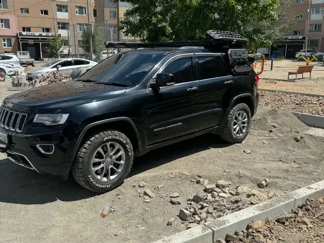 Jeep Cherokee