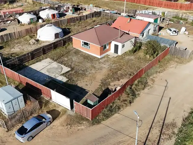 Бкп өмчилсөн газартай 83м2 хашаа байшин, Улаанбаатар — Баянзүрх — Хужирбулан