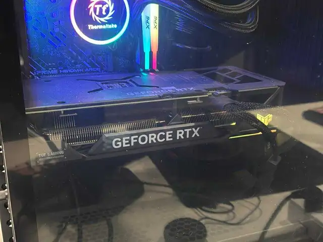 Pc, Улаанбаатар — Сүхбаатар — 11-р хороолол