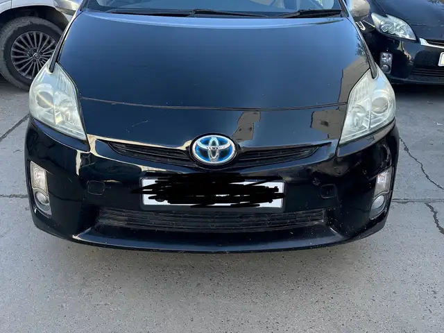Toyota Prius 30