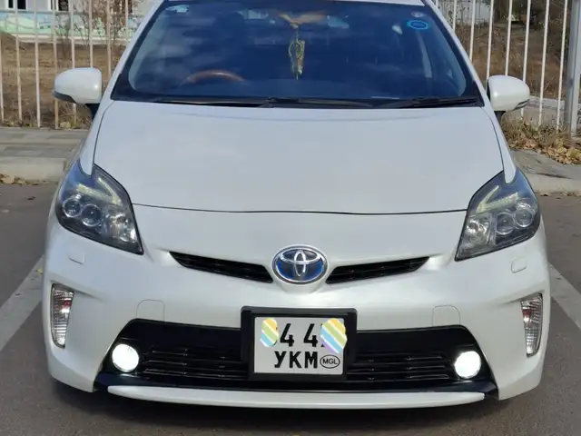 Toyota Prius 30