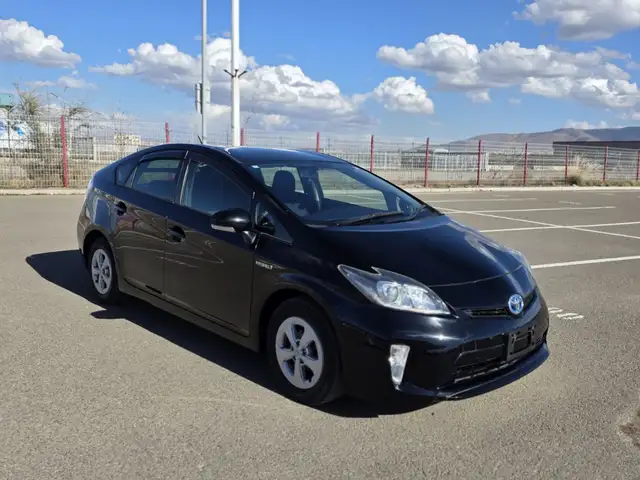 Toyota Prius 30