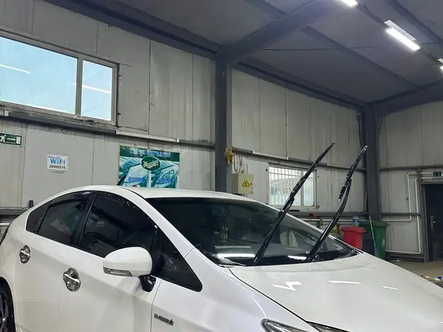 Toyota Prius 30