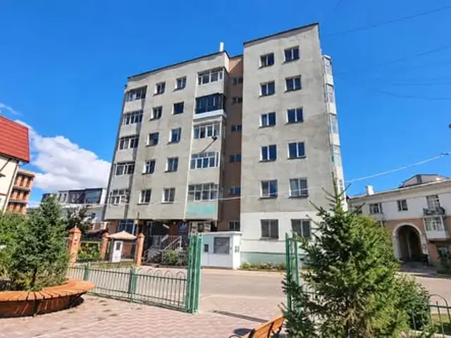Сүхбаатарын талбайн ард 118.3мкв 4 өрөө дуплекс, Улаанбаатар — Сүхбаатар — 6-р хороо