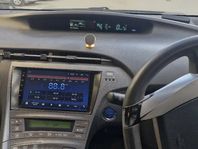 Toyota Prius 30