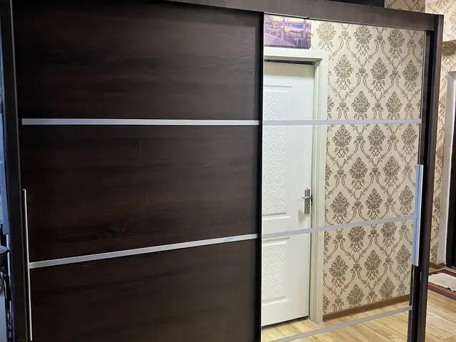 Модон шкаб гүйдэг хаалгатай, Улаанбаатар — Баянзүрх — 16-р хороолол