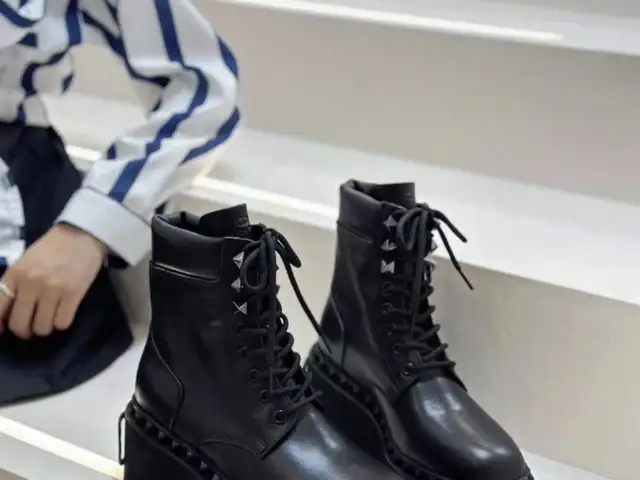 Valentino havar namriin gutal 36 size umsgul tom, Улаанбаатар — Баянгол — 3, 4 хороолол