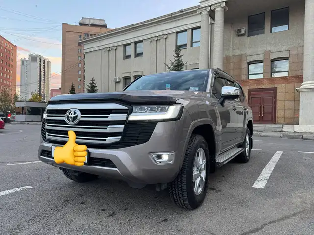 Toyota Land Cruiser 300