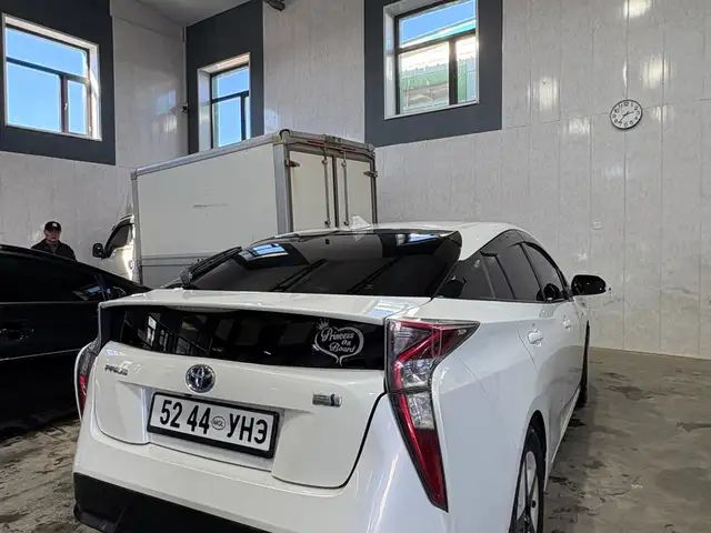 Toyota Prius 50