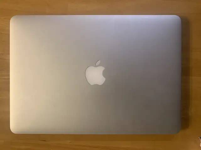 Apple 13", Intel Core i5, 8 GB RAM, 256 GB, Улаанбаатар — Сүхбаатар — 2-р хороо
