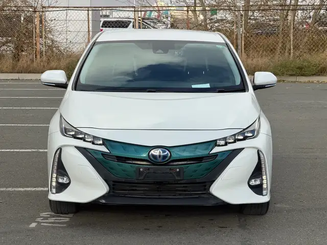 Toyota Prius PRIME 52