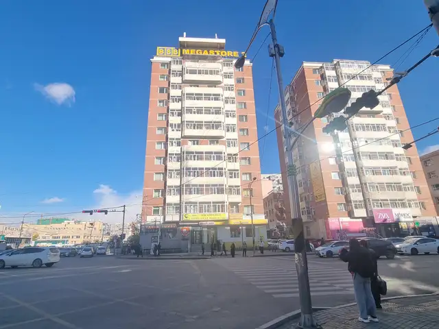 Баянзүрх их дэлгүүрийн автобусны буудлын хажууд1 өрөө байр 36м.кв, Улаанбаатар — Баянзүрх — 14-р хороо