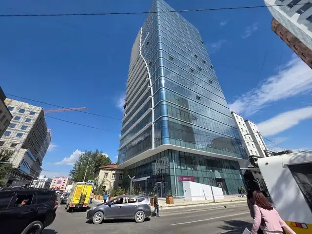 Багшийн дээдийн урд үйлчилгээний талбай 105мкв, Улаанбаатар — Сүхбаатар — 1-р хороо