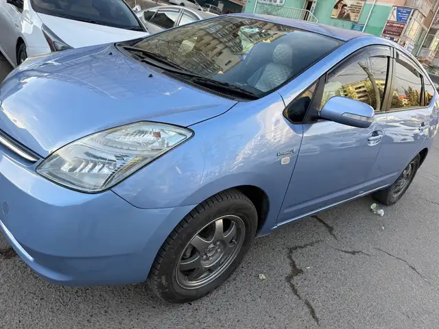 Toyota Prius 20