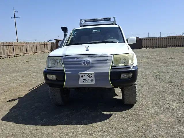Toyota Land Cruiser 105