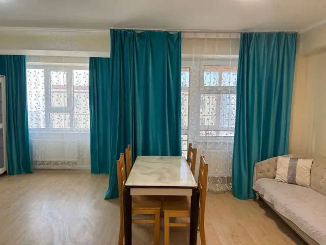 Zarna, Улаанбаатар — Баянзүрх — Ботаник