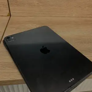 iPad pro m4 11-inch, Улаанбаатар — Баянзүрх — 15-р хороолол