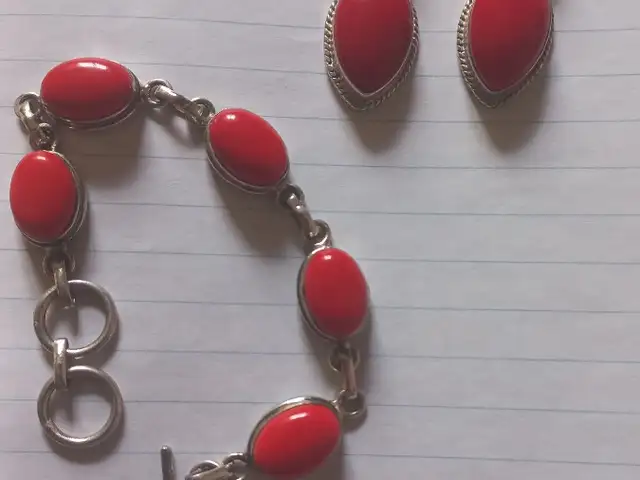 Мөнгөн ээмэг бугуйвч, Улаанбаатар — Баянзүрх — Сансар