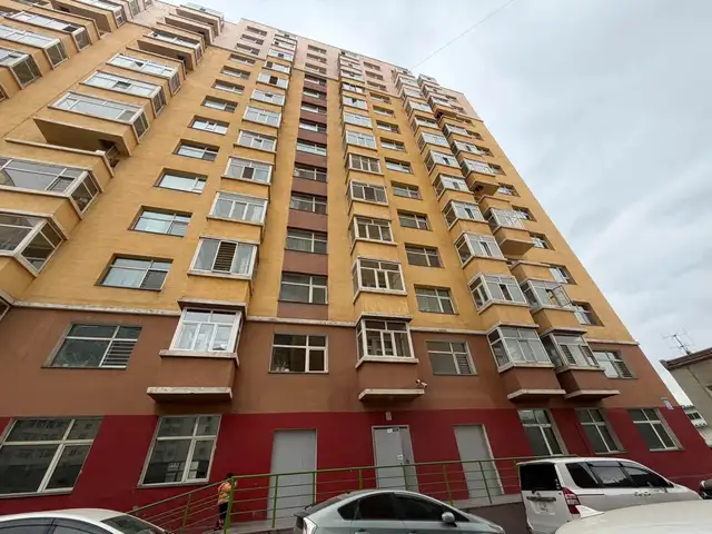 Алтай хотхоны урд гэрэлт өргөө хотхонд 2өрөө орон сууц худалдана., Улаанбаатар — Хан-Уул — 4-р хороо