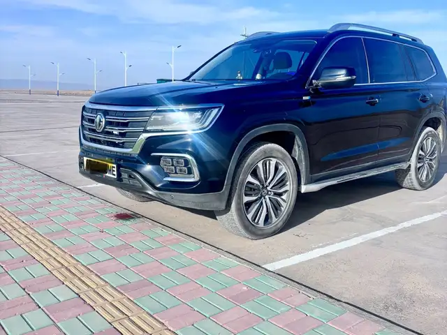 MG Бусад