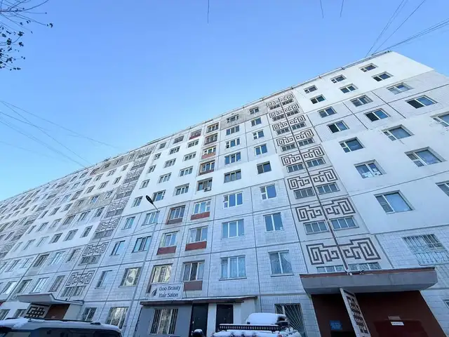 Хотын төвд циркийн зүүн талд гал тогоо тусдаа 3 өрөө 72мкв, Улаанбаатар — Сүхбаатар — Цирк