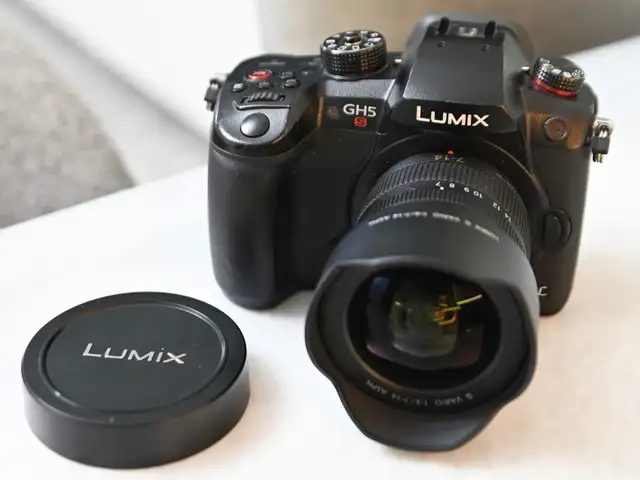 Lumix gh5s 7-14mm f4 wide lenstei, Улаанбаатар — Баянзүрх — 13-р хороо