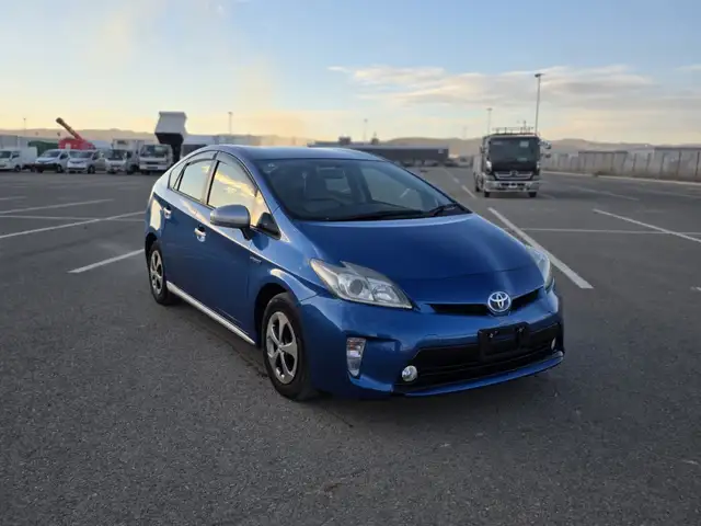 Toyota Prius 30