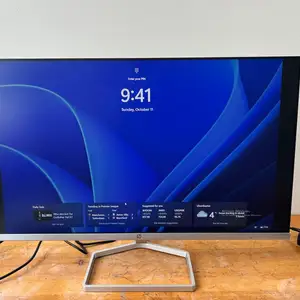 Hp 24 нимгэн дэлгэц, Улаанбаатар — Баянгол — Төмөр зам