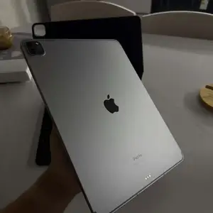 Ipad pro 12.9 m2 wifi+cell, Улаанбаатар — Баянгол — 3-р хороо