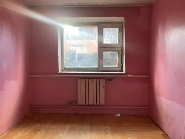 Enhbayriin zam daguu niitiin bair, Улаанбаатар — Баянгол — 6-р бичил