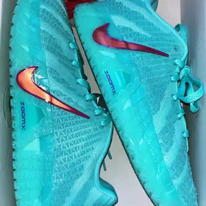 Size 44 original ja 3, Улаанбаатар — Баянзүрх — 14-р хороолол