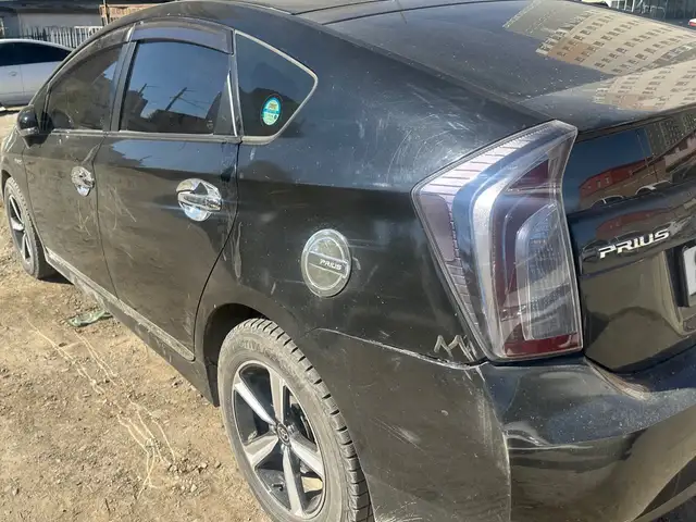 Toyota Prius 30