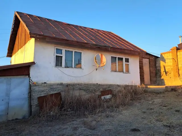 Баянхошуунд хашаа, байшин, Улаанбаатар — Сонгинохайрхан — 11-р хороо
