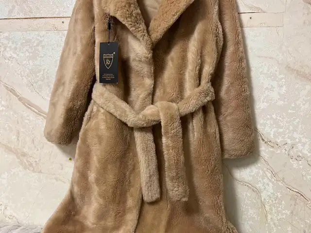 Oversize nehii teddy, Улаанбаатар — Баянгол — 25-р эмийн сан