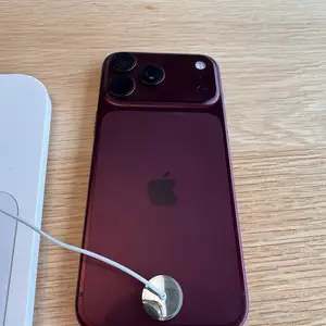 Apple iPhone 18 Pro Max, 256 gb, Улаанбаатар — Баянзүрх — 15-р хороолол