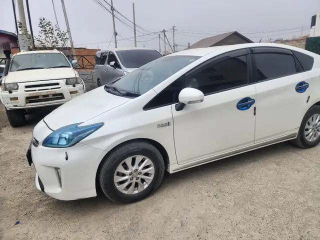 Toyota Prius 35