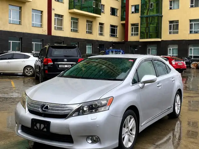 Lexus HS