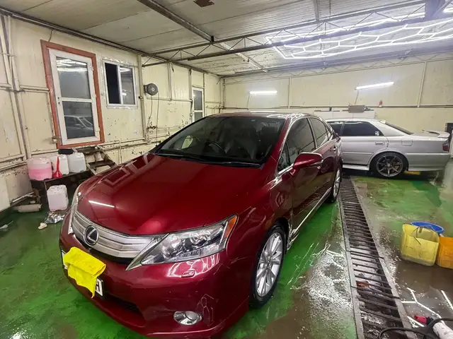 Lexus HS
