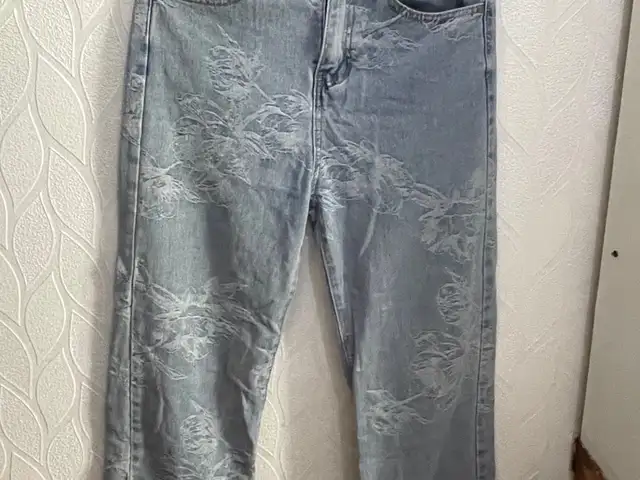 Jeans өмд, Улаанбаатар — Баянгол — Модны 2