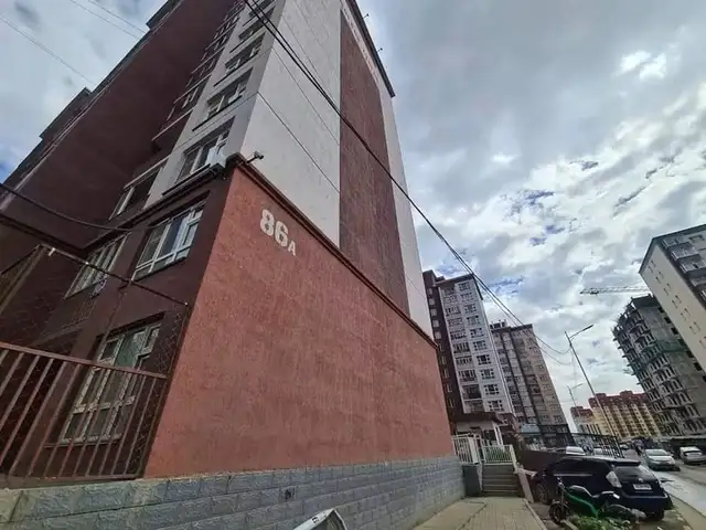 Бзд, 42-р хороо, цагаан хуаран хотхонд 38мкв 2 өрөө байр, Улаанбаатар — Баянзүрх — 42-р хороо