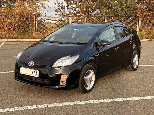Toyota Prius 30