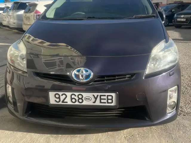 Toyota Prius 30