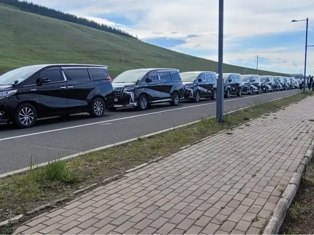 Alphard машин, Улаанбаатар — Баянзүрх — 26-р хороо