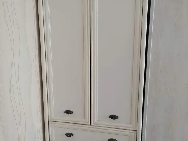 215/87/57 шкаф, Улаанбаатар — Сүхбаатар — 100 айл