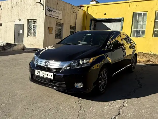 Lexus HS