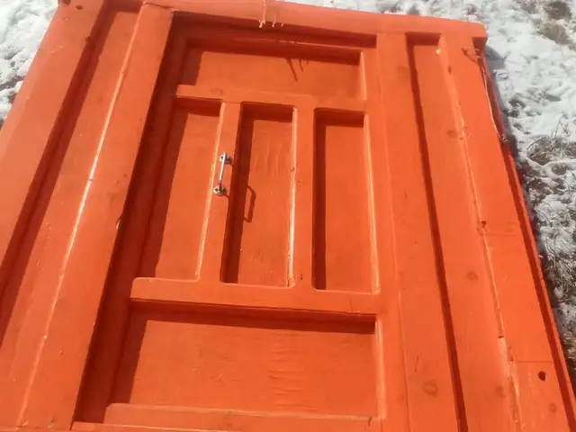 Монгол гэрийн хуучин хаалга, Өвөрхангай