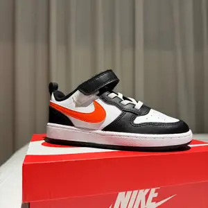 Nike пүүз, Улаанбаатар — Хан-Уул — Зайсан